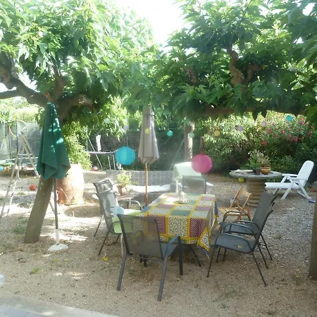 Holiday home Les Muriers - Etage Complet D'une Grande Maison Avec Jardin Argeliers