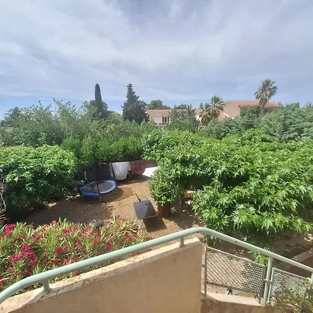 Holiday home Les Muriers - Etage Complet D'une Grande Maison Avec Jardin Argeliers